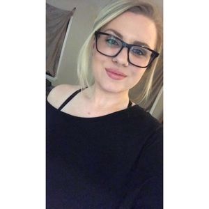 Meet your Posher, Kaitlin